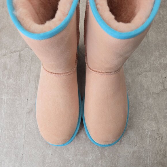 UGG Classic Short II Neon Boots 9 Pink Suede Shearling Fur Lined Winter Booties - Picture 2 of 13